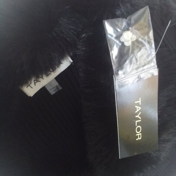 🎀TAYLOR Onyx Mini Sweater Dress w/Faux Fur Collared Cardigan Set  (L) NWT - Picture 9 of 11